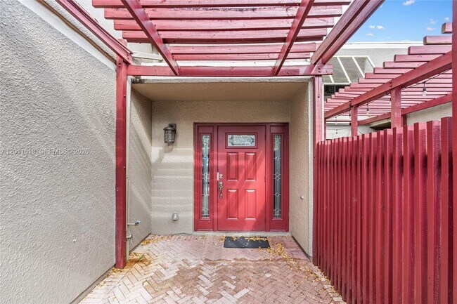 Foto del edificio - 1391 W Fairway Rd