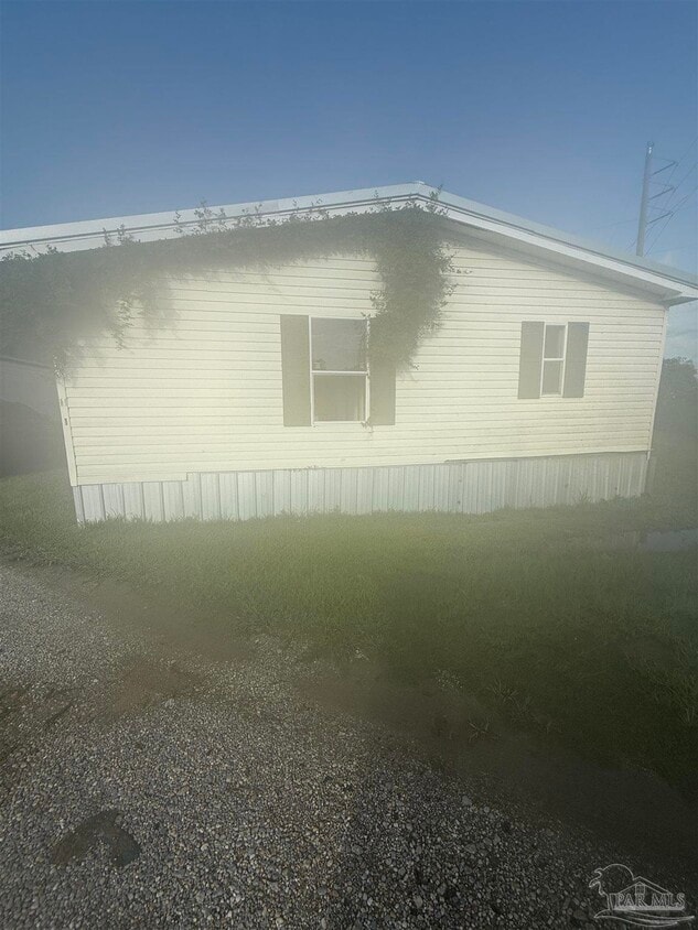 Primary Photo - 5675 Saufley Field Rd