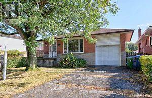 Building Photo - 11 Neddie Dr