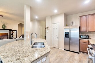 Building Photo - 10 W Lasting Spring Cir