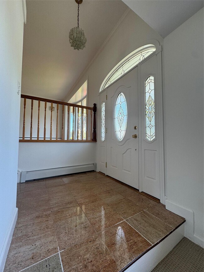 Foto del edificio - 371 White Birch Ln