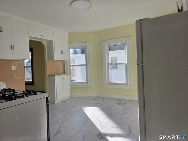 Building Photo - 29 8th St