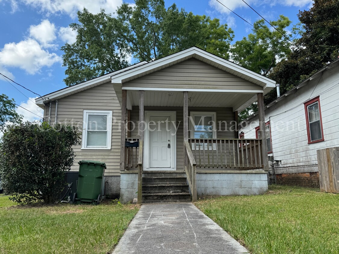 Primary Photo - 2BR/1BA - Downtown Wilmington - $1,100/mon...