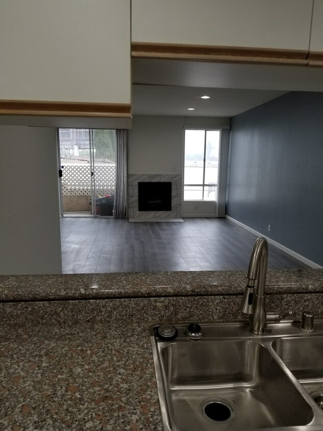 1201 S Corning St, Los Angeles, CA 90035 Condo for Rent in Los Angeles, CA