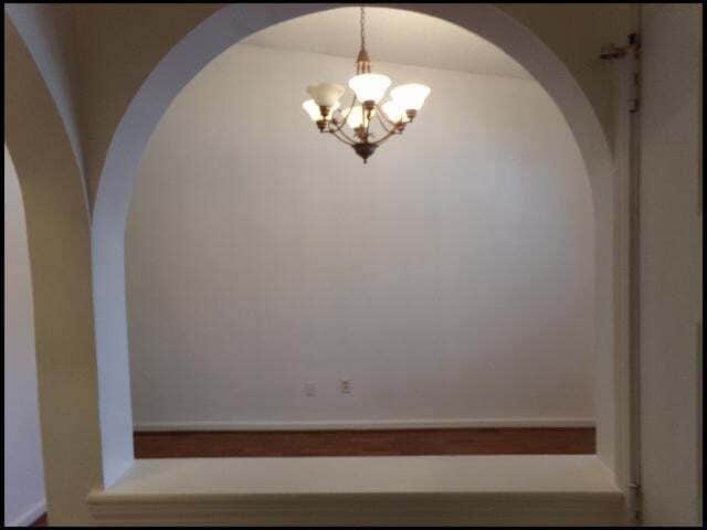 Building Photo - 301 Kings Row Dr