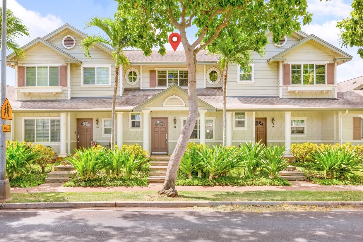 Foto principal - 2 Bedroom 2.5 bathroom PLUS den townhouse ...