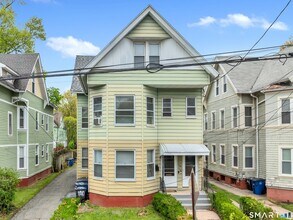 Building Photo - 100 Brownell St