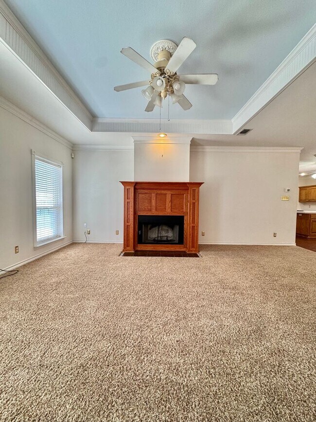 Foto del edificio - NOW AVAILABLE - Beautiful Patio Home in Southridge!!