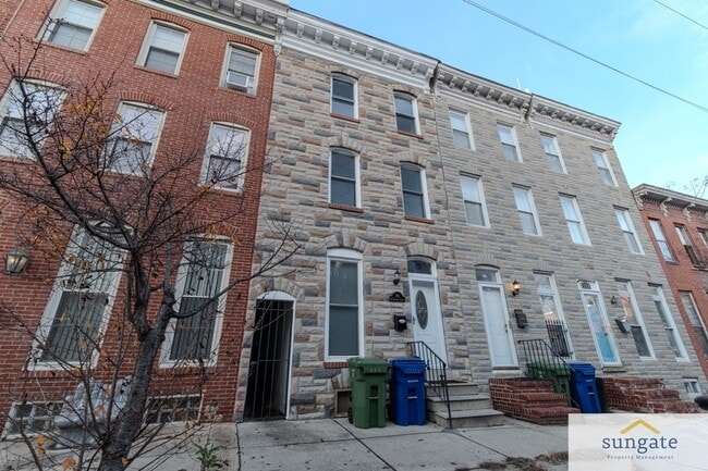 Photo - 780 W Hamburg St Townhome