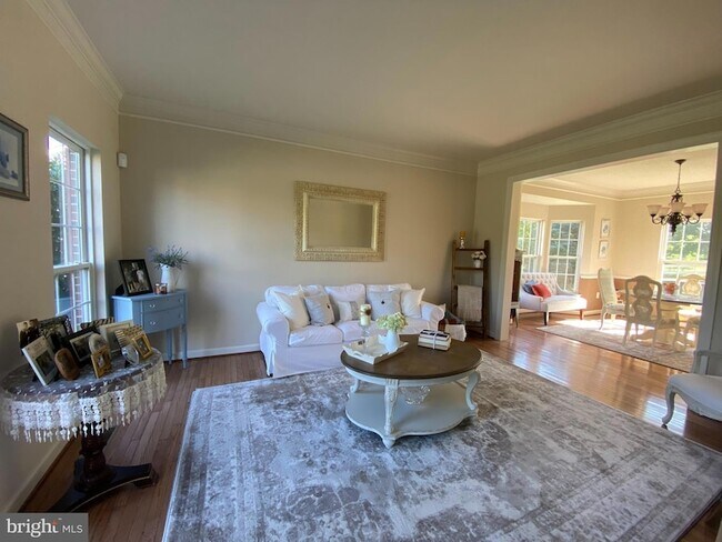 Foto del edificio - 6 Hollow Creek Cir