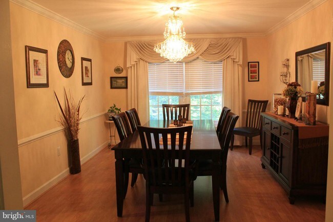 Building Photo - 12003 Arista Manor Way