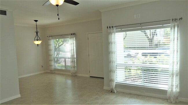 Building Photo - 1300 Augusta Dr