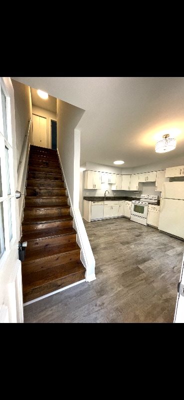 Foto del edificio - 24023 W Oak St