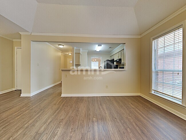 Building Photo - 2240 Angel Crest Circle
