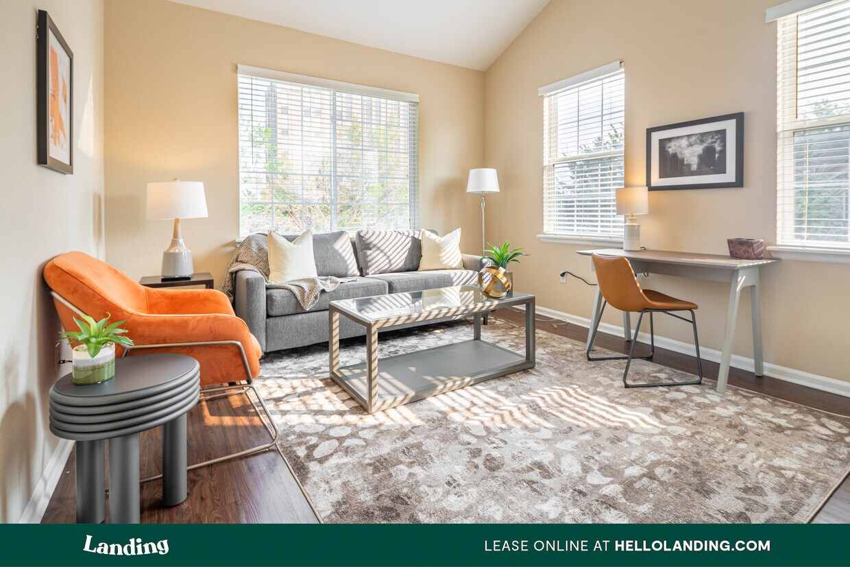 Foto principal - 10550 E Iowa Ave