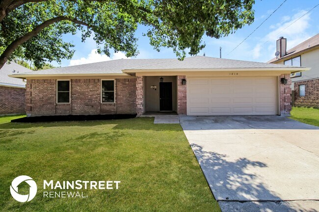 Building Photo - 1010 Galaxy Dr