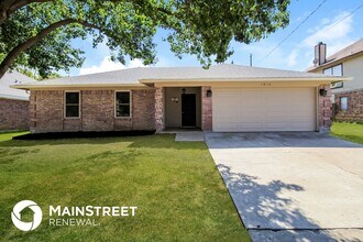 Building Photo - 1010 Galaxy Dr