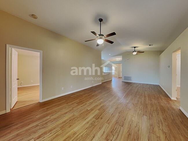 Building Photo - 850 Rocky Mountain Court