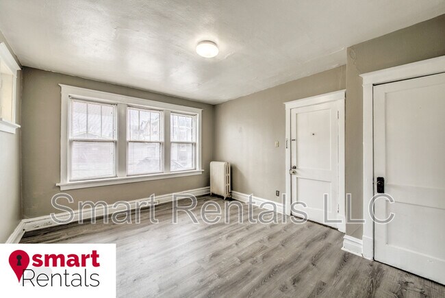 Building Photo - 3467 Gasconade St