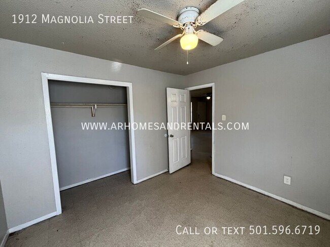 Foto del edificio - 1912 N Magnolia St