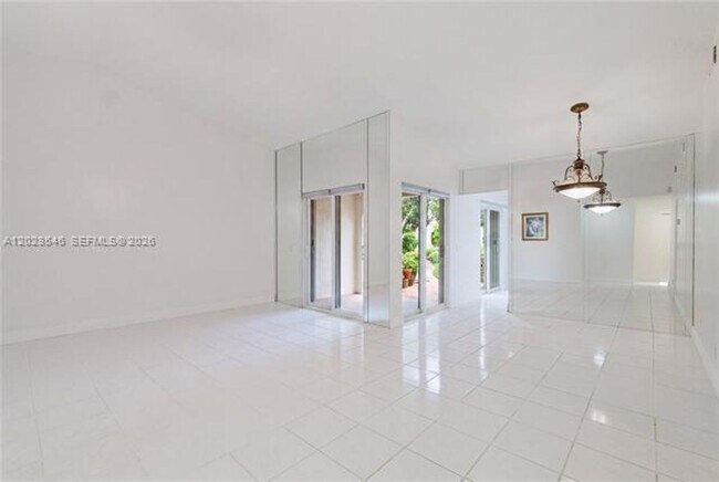 Building Photo - 1482 Springside Dr
