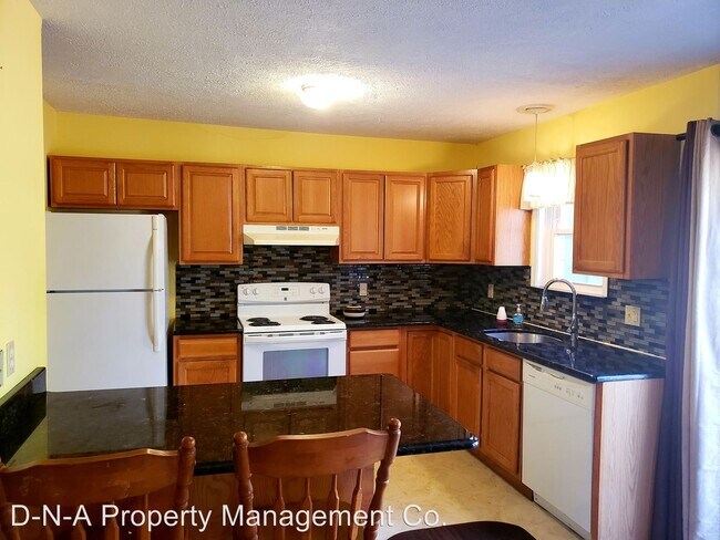 Building Photo - 3109 Evergreen Cir