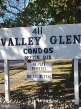 Building Photo - 411 N Stiles Ave