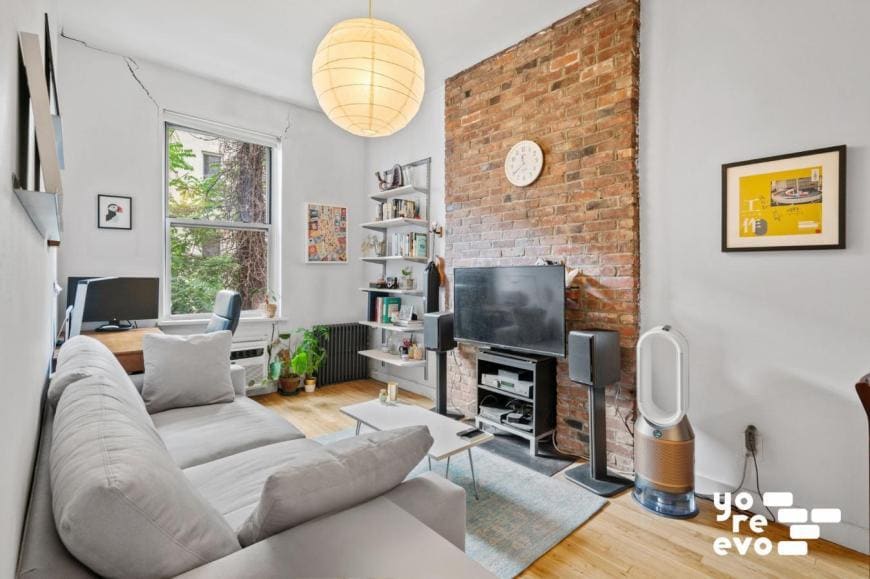Primary Photo - 1 bedroom in NEW YORK NY 10011