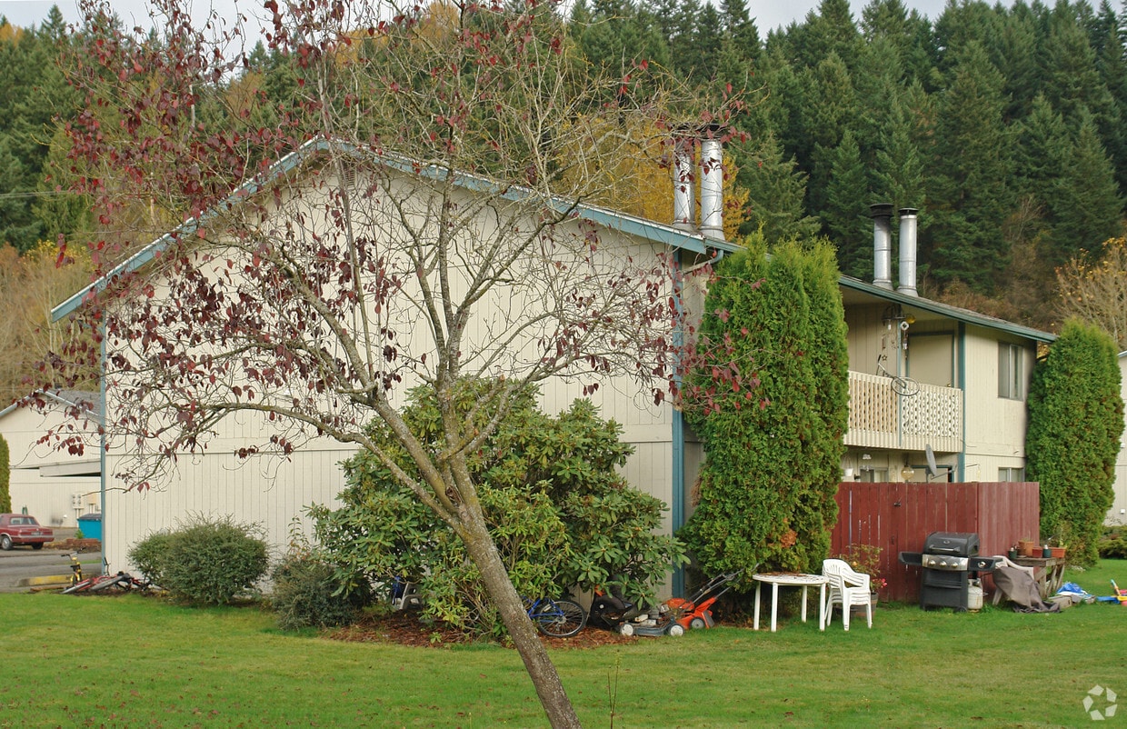 15914 52nd St E, Sumner, WA 98390 Apartments in Sumner, WA