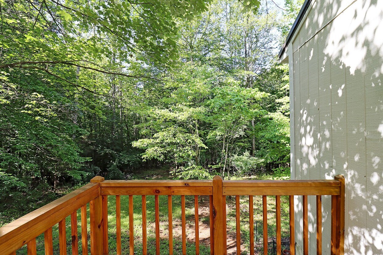 Foto principal - Pet-Friendly Crozet Cottage in a Private W...