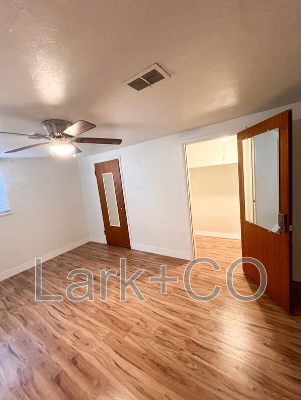 Building Photo - 1640 Zenobia St