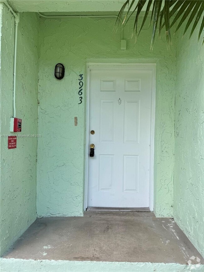 Building Photo - 3963 NW 87th Ave