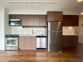 Building Photo - 13308 Central Ave