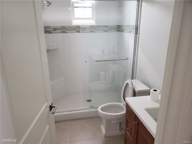 Building Photo - 4 br, 4 bath House - 114 Yuba