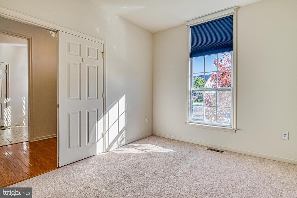 Foto principal - 1802 Schindler Dr