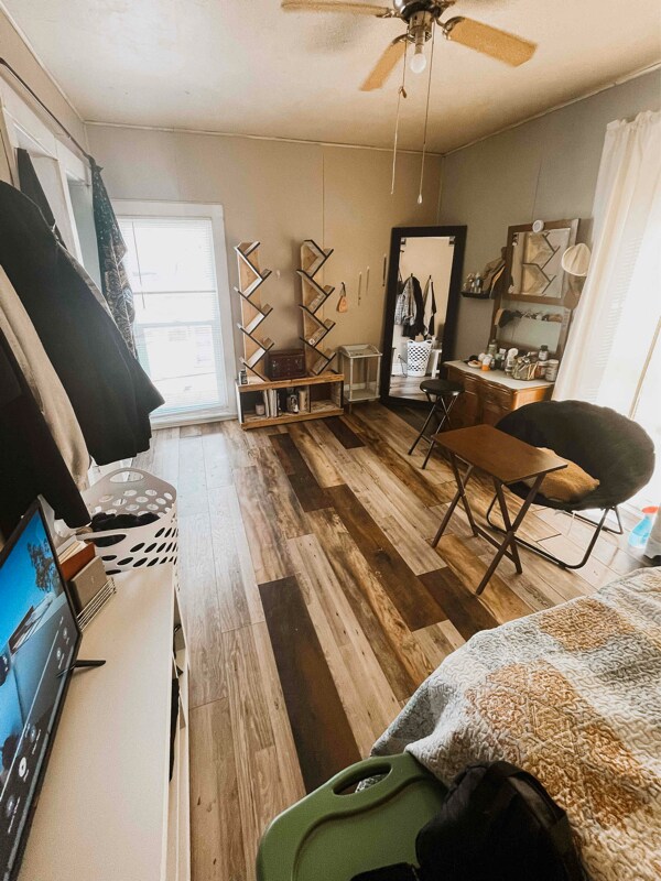 Foto del edificio - 104 E Boston Ave