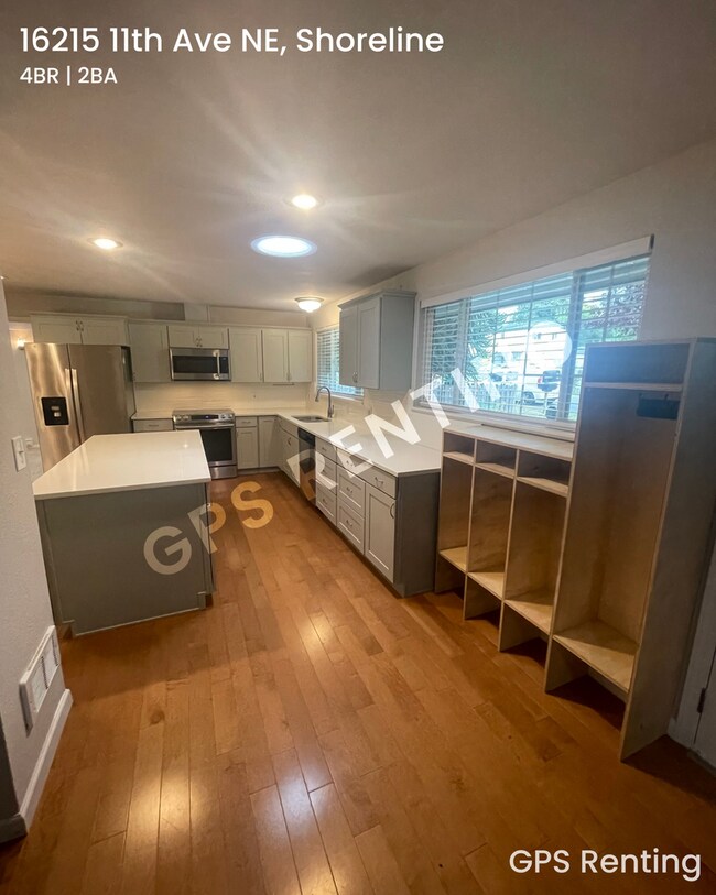 Foto del edificio - Beautiful Bed 4, Bath 2, home!