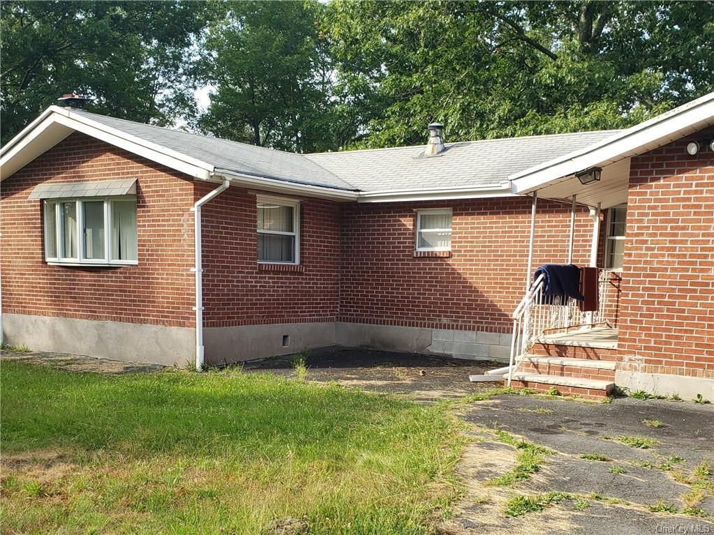 Primary Photo - 167 Old Turnpike Rd