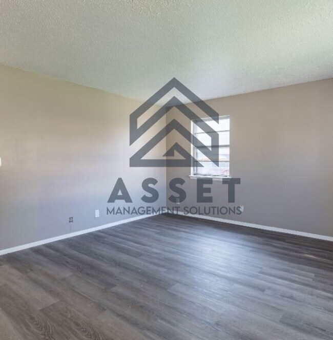 Foto del edificio - Tulsa Duplex