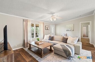 Building Photo - 401 Buffalo Speedway