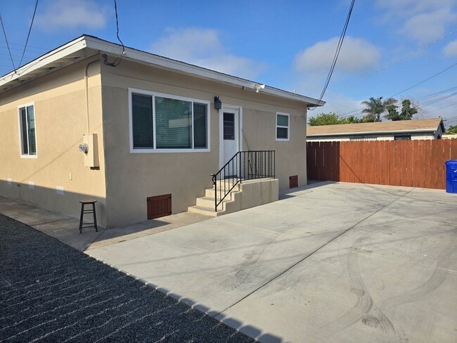 Foto del edificio - Large 2 bed 1 Bath House