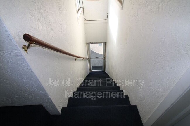 Foto del edificio - 502 W 16th St