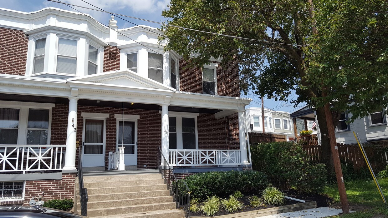 40 Walton Ave, Ardmore, PA 19003 Townhome Rentals in Ardmore PA