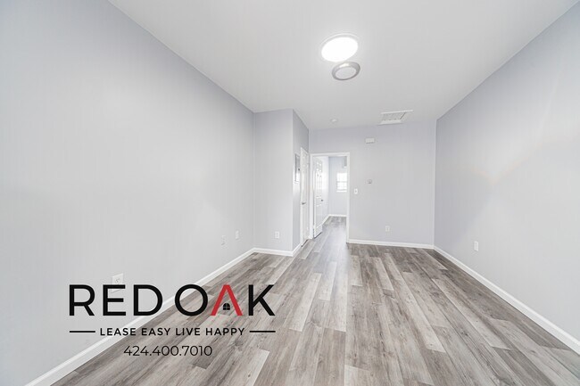 Foto del edificio - 1032-1036 S Normandie Ave-1032-202