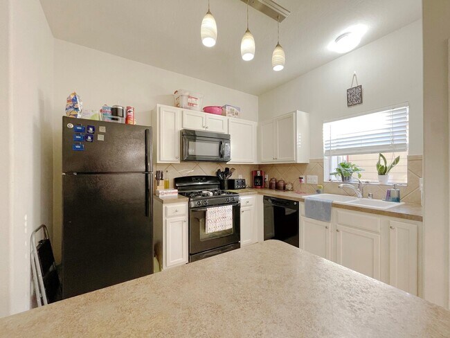 Foto del edificio - 23614 Youpon Lake Ln