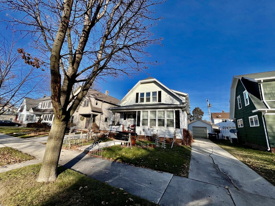 914 Bell Ave, Sheboygan, WI 53083 Townhome Rentals in Sheboygan WI