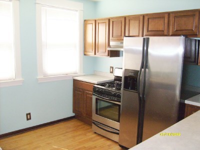 Kitchen - 225 N Blair St