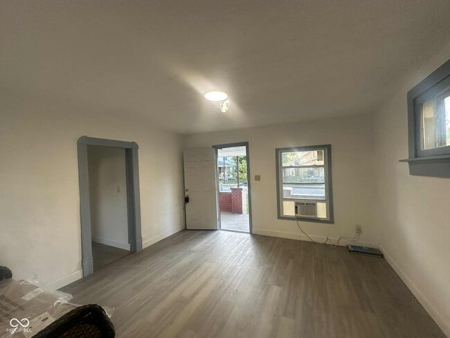 Foto del edificio - 1437 Kappes St