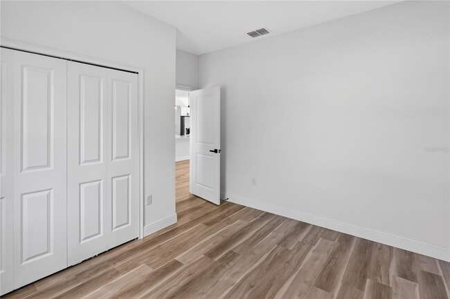 Building Photo - 3288 W Fairbank Dr