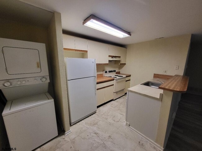 Foto del edificio - 9 Malibu Way